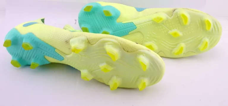 PÓŁPROFESJONALNE KORKI PUMA FUTURE PRO FG/AG 107165-03 R.44,5 PIŁKARSKIE