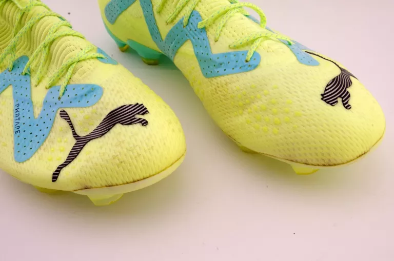 PÓŁPROFESJONALNE KORKI PUMA FUTURE PRO FG/AG 107165-03 R.44,5 PIŁKARSKIE