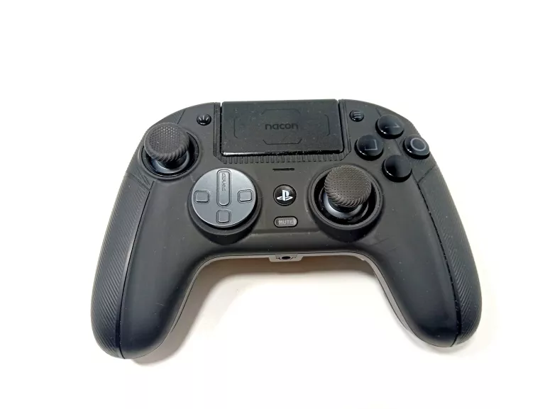 pad-nacon-revolution-5-pro-stan-11323-2