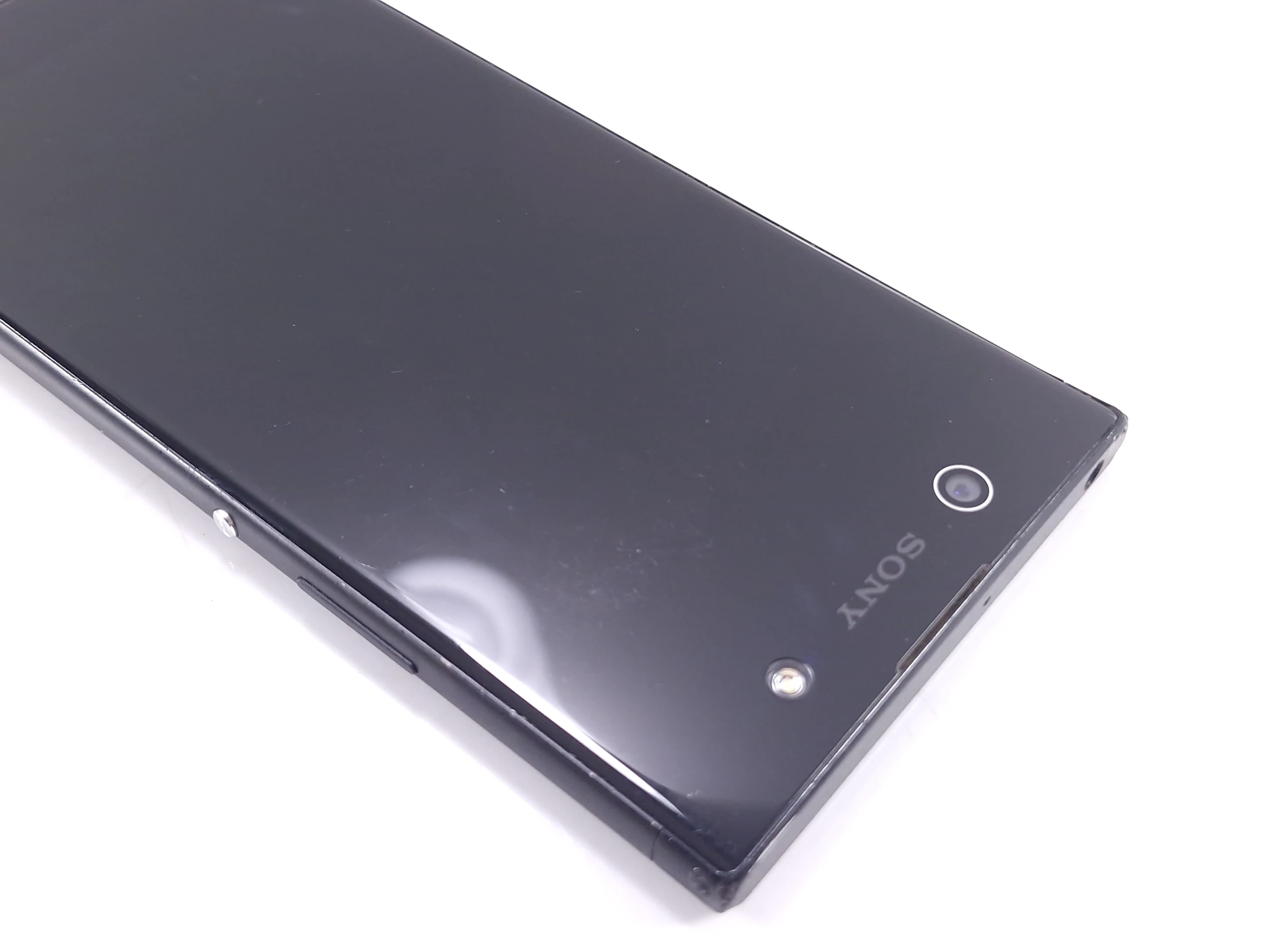 telefon-sony-xperia-xa1-3gb32gb-lte-opis-typ-202685-212929