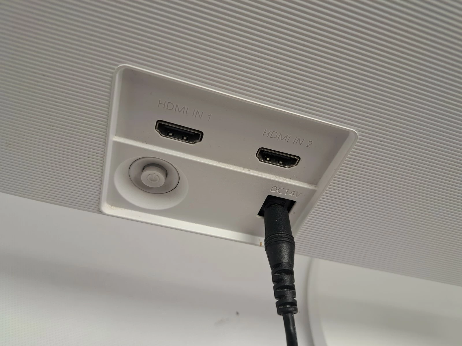 monitor-samsung-s32f351fuu-315-1920x1080px-stan-11323-2