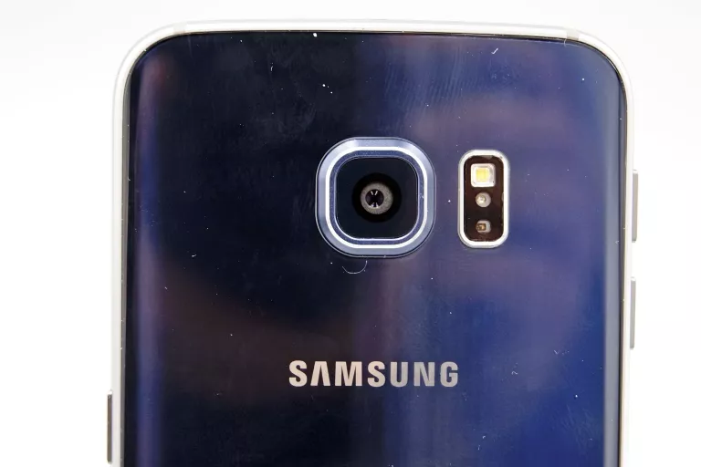 TELEFON SAMSUNG GALAXY S6 EDGE 3/32 GB / ŁADNY STAN