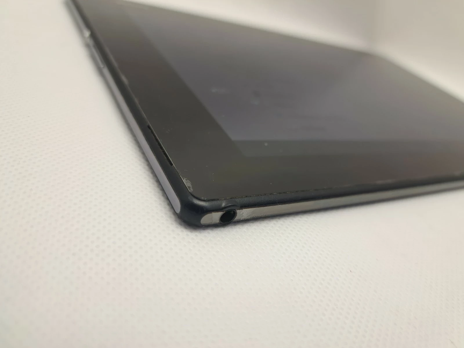 tablet-sony-xperia-z2-sgp521-stan-11323-2