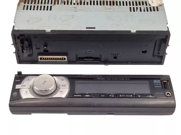 RADIO SAMOCHODOWE PHILIPS CE132/10 FM/USB/SD