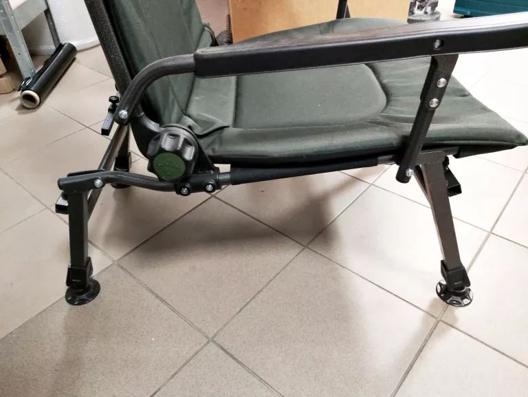 FOTEL KARPIOWY ELEKTROSTATYK F5R STP + TACKA