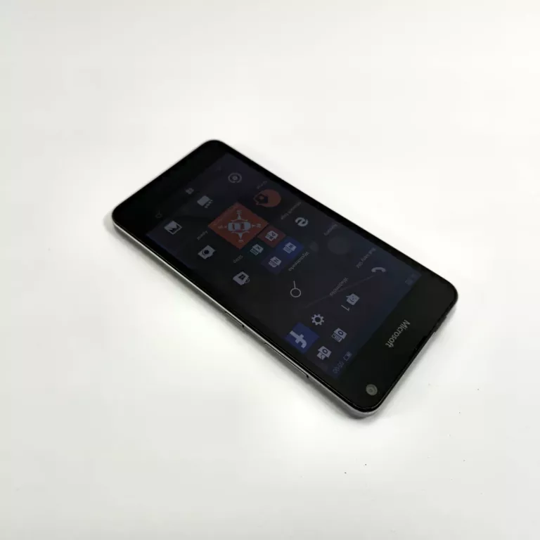 MICROSOFT LUMIA 650 1 GB / 16 GB 4G (LTE) CZARNY ORANGE