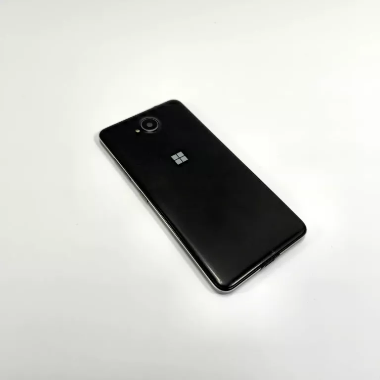 MICROSOFT LUMIA 650 1 GB / 16 GB 4G (LTE) CZARNY ORANGE