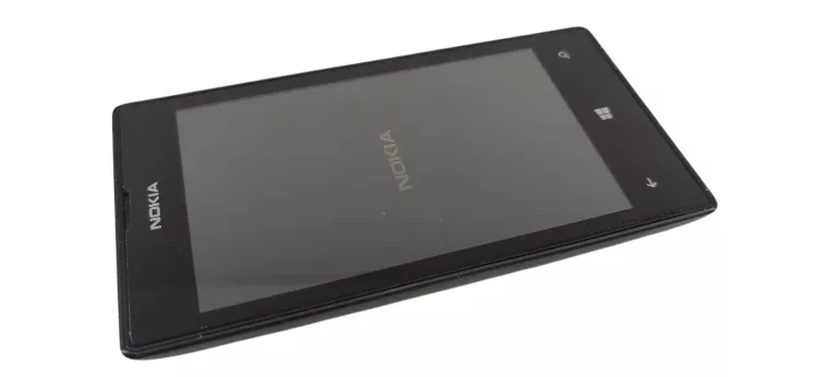 TELEFON NOKIA 520