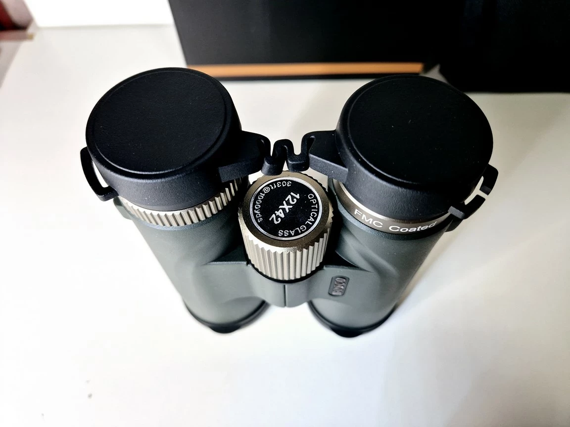 lornetka-mysliwska-bosco-12x42-komplet-model-12x42