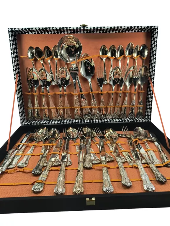 SILVER PLATED CULTERY MADE IN ITALY ZESTAW SZTUĆCÓW W WALIZCE