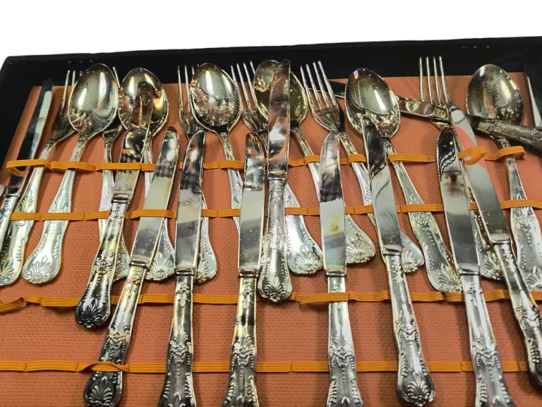 SILVER PLATED CULTERY MADE IN ITALY ZESTAW SZTUĆCÓW W WALIZCE