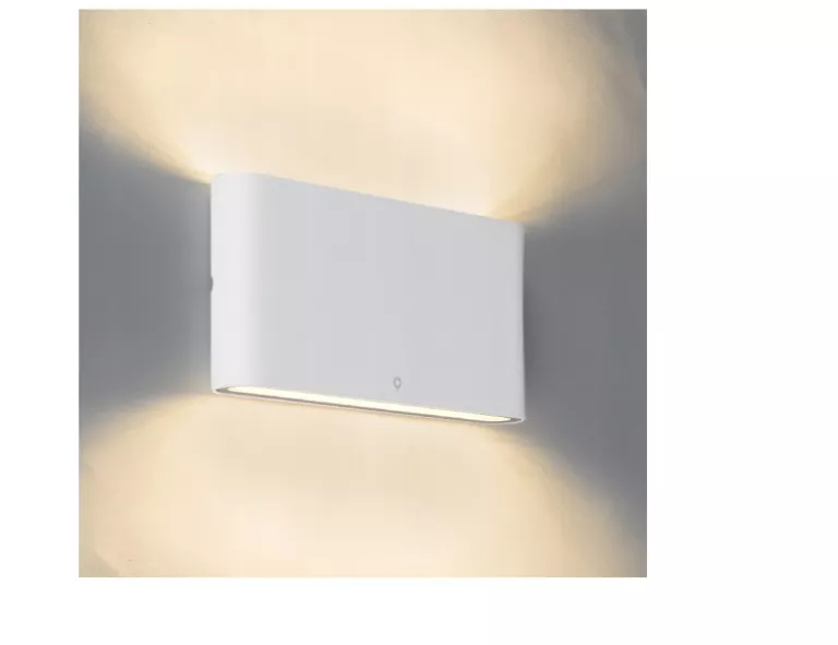 nowoczesna-lampa-scienna-zewnetrzna-biala-175-cm-z-dioda-led-ip65-stefana-grota-roweckiego-7h-krakow