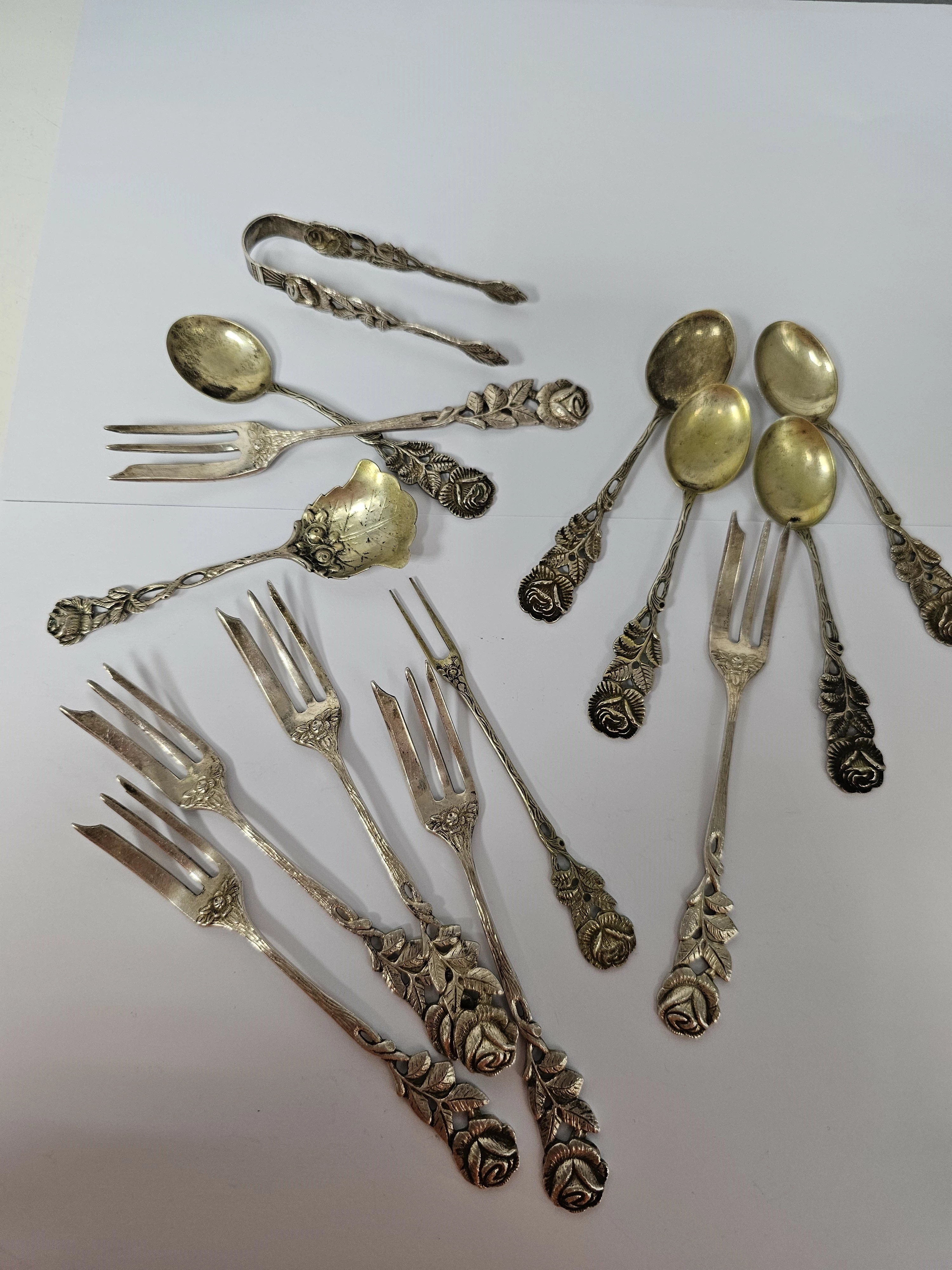 srebro-wyrob-jubilerski-uzywany-14-sztuccow-20215g-proba-800-100-typ-produktu-247873-832558