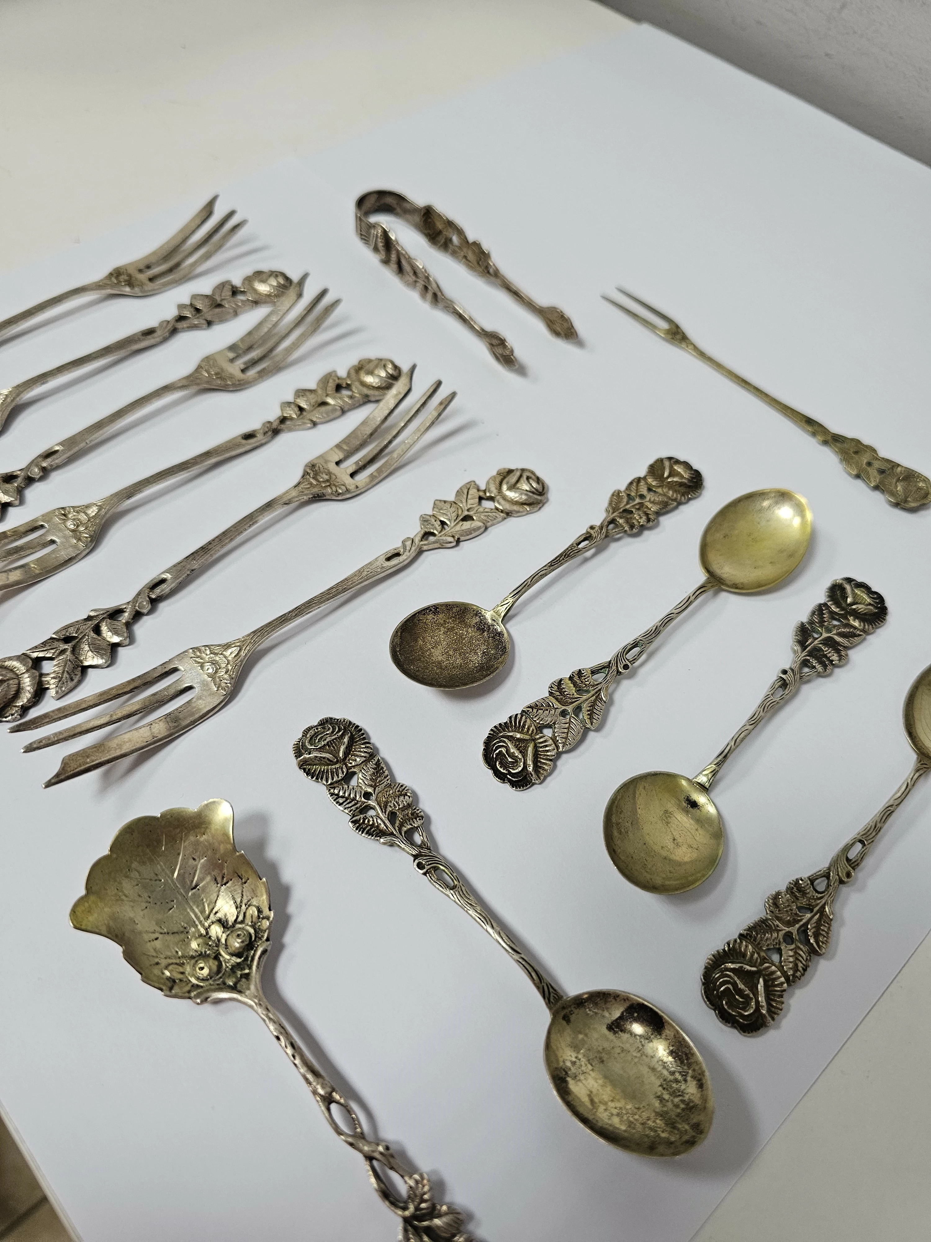 srebro-wyrob-jubilerski-uzywany-14-sztuccow-20215g-proba-800-100-liczba-osob-129373-4