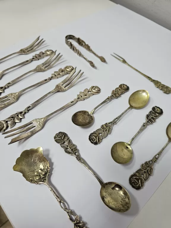 srebro-wyrob-jubilerski-uzywany-14-sztuccow-20215g-proba-800-100-liczba-osob-129373-4