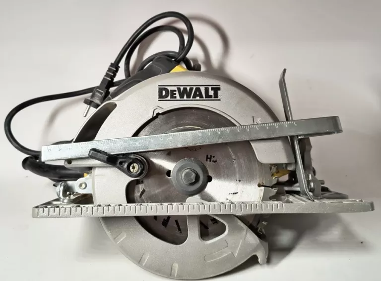 PILARKA TARCZOWA DEWALT DWE576 ZESTAW