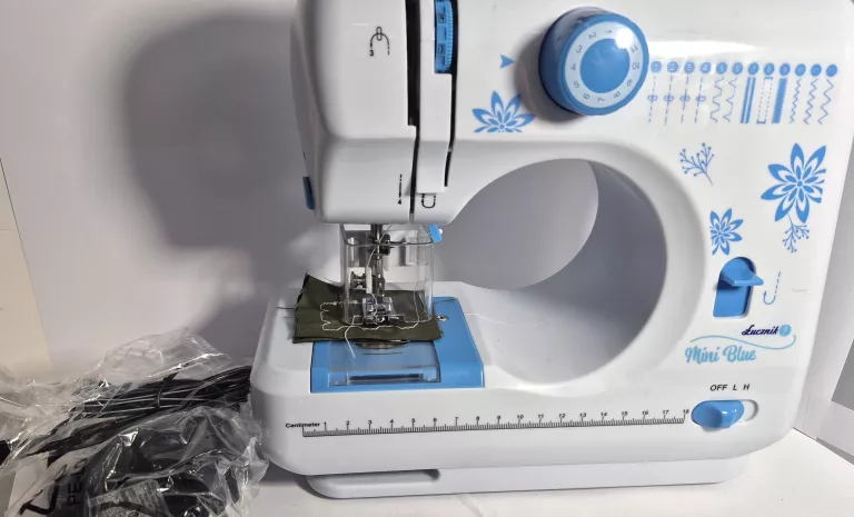 MASZYNA DO SZYCIA DLA DZIECI ŁUCZNIK MINI BLUE