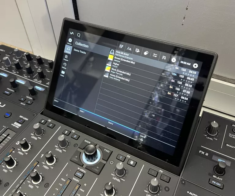 KONSOLA DENON DJ PRIME 4+