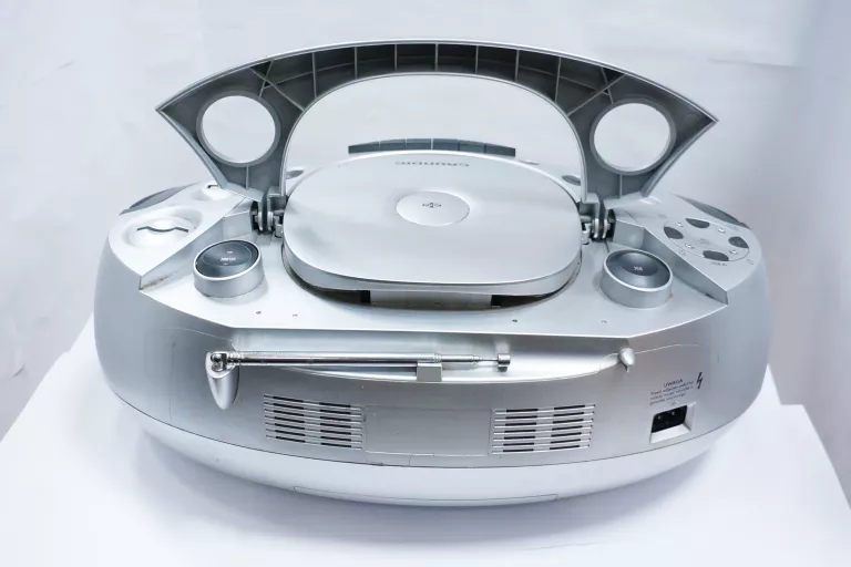 BOOMBOX GRUNDIG RRCD 3720 DEC CD/MP3/FM/USB/KARTY SD