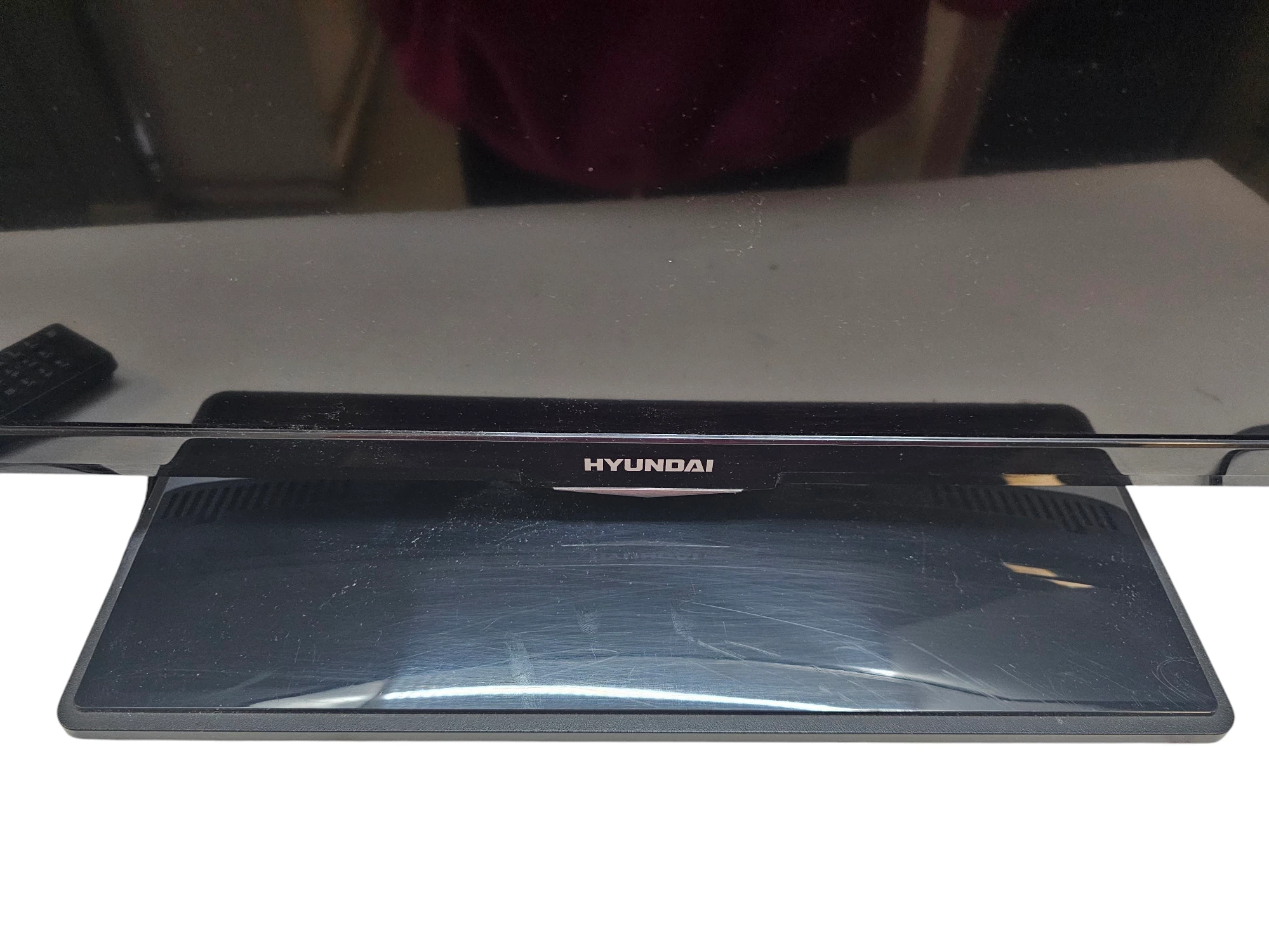 telewizor-hyundai-hlp28t272-przekatna-ekranu-cale-2400