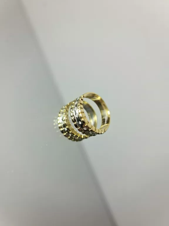 pierscionek-z-brylantem-009ct-750-18k-roz-18-stan-11323-2