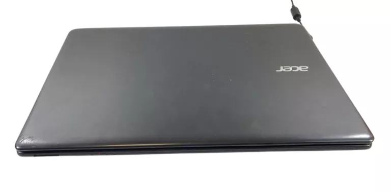 LAPTOP ACER ASPIRE E1-522 15 " AMD E2-3800 4 GB / 500 GB / WIN10