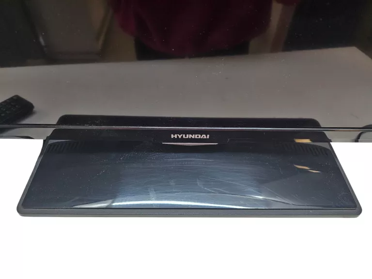 telewizor-hyundai-hlp28t272-przekatna-ekranu-cale-2400