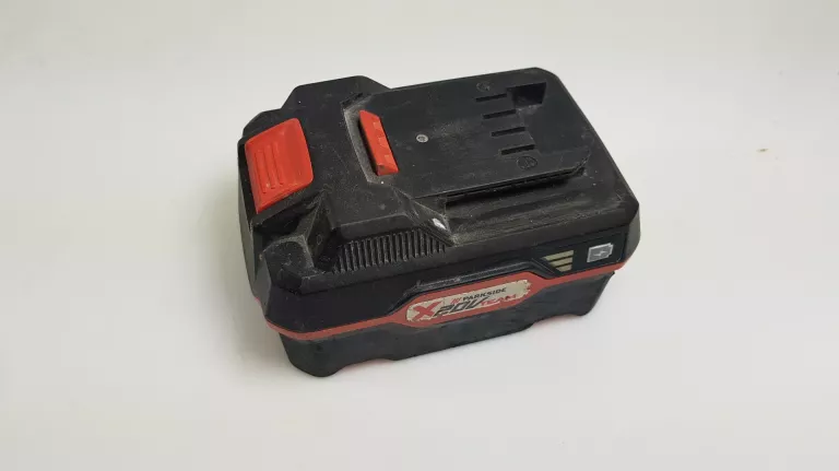 AKUMULATOR PARKSIDE PAP 20 A3 20V 4AH +ADAPTER PAA 20 A1