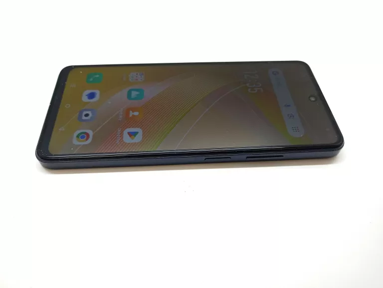 TELEFON INFINIX SMART 8