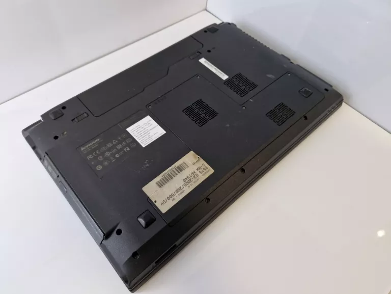 LAPTOP LENOVO B575E AMD E2-2000 RADEON HD 7340 256GB SSD 4GB RAM W10