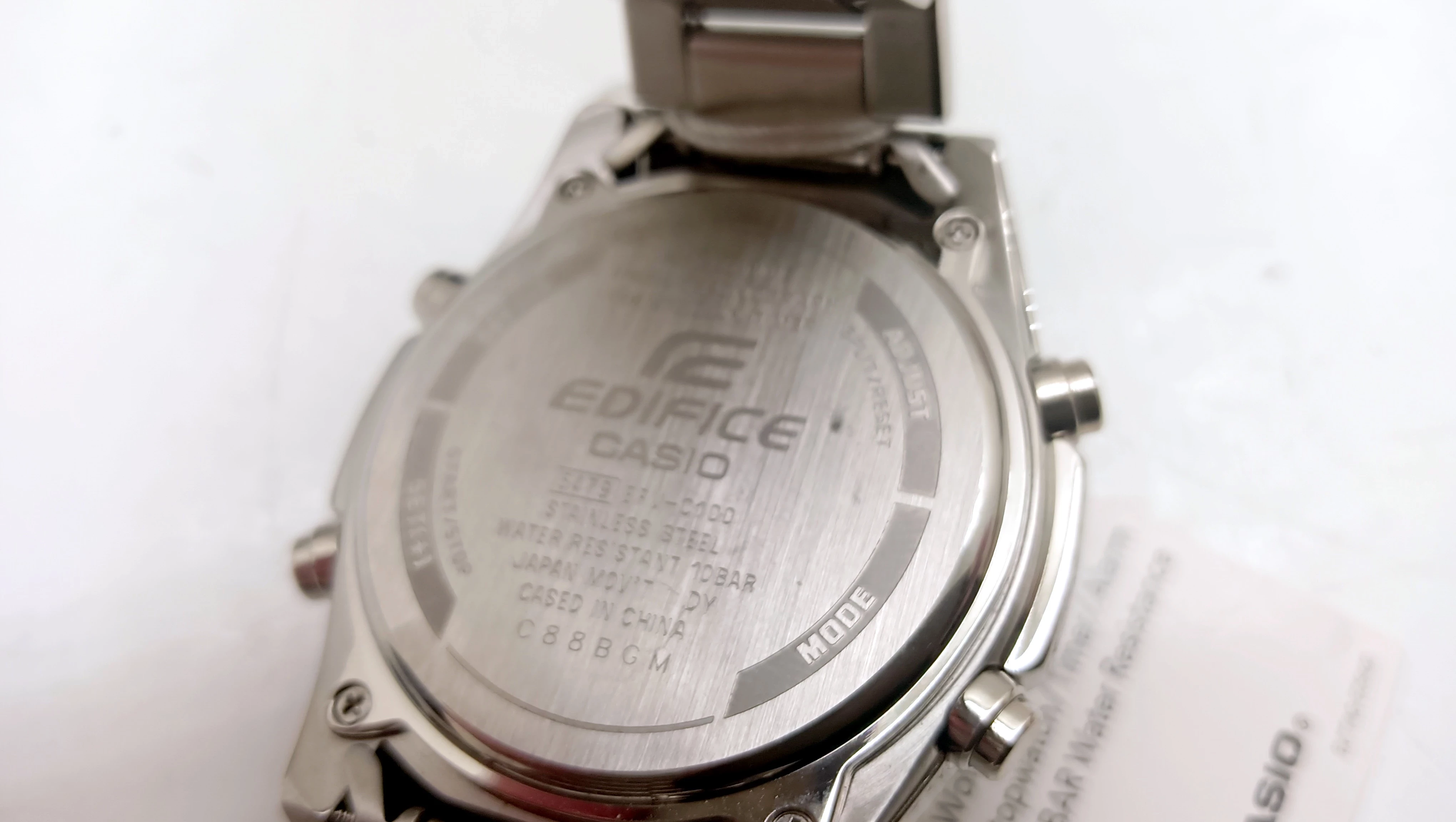 zegarek-casio-efv-c100d-1avef-folia-na-tarczy-z-metka-material-paska-129219-8