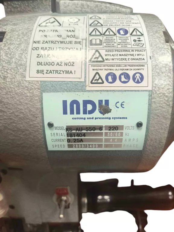 NÓŻ KROJCZY PIONOWY INDU KS-AU-550-6