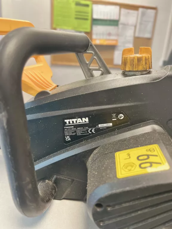PIŁA ŁAŃCUCHOWA AKUMULATOROWA TITAN TTI932CHN