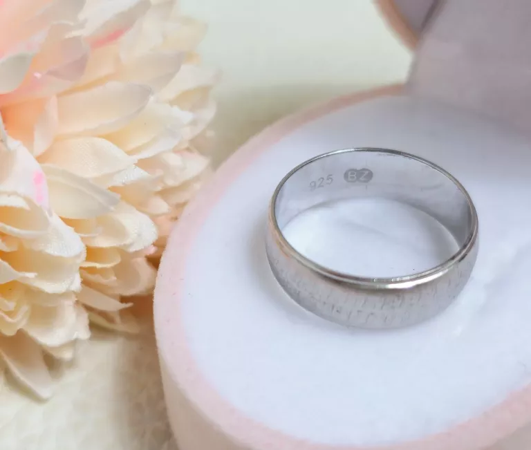 srebrna-obraczka-metaliczna-p925-287g-r14-grunwaldzka-18-adex-bud-zabkowice-slaskie