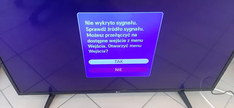 TELEWIZOR LG LH570V 43 + 2 PILOTY SMART TV CIEMNY EKRAN