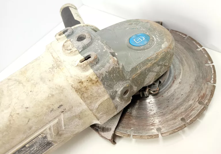 SZLIFIERKA KĄTOWA SIECIOWE MACALLISTER 2000 W 230 V