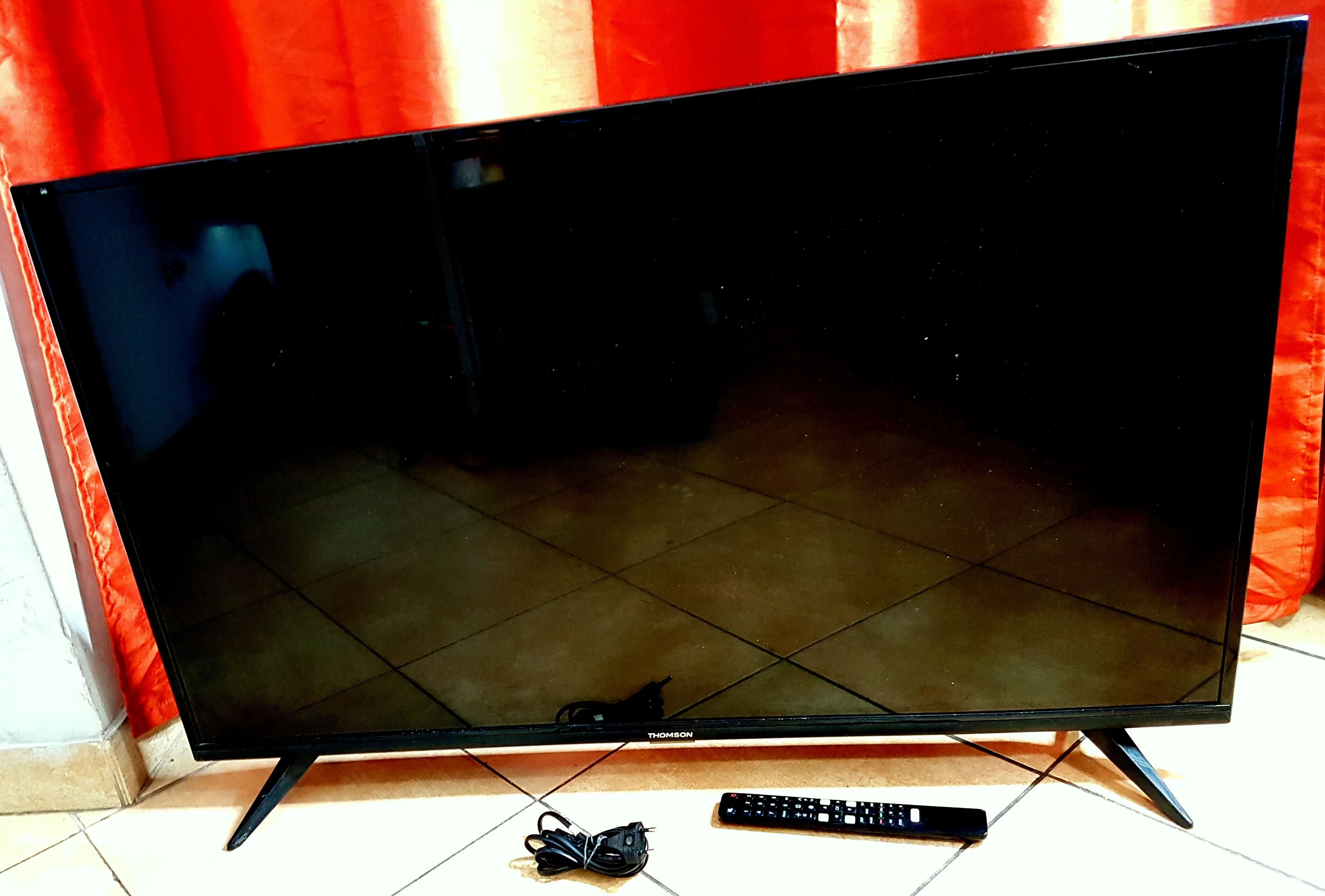 telewizor-thomson-43ud6306-pilot-ean-gtin-5901292511456