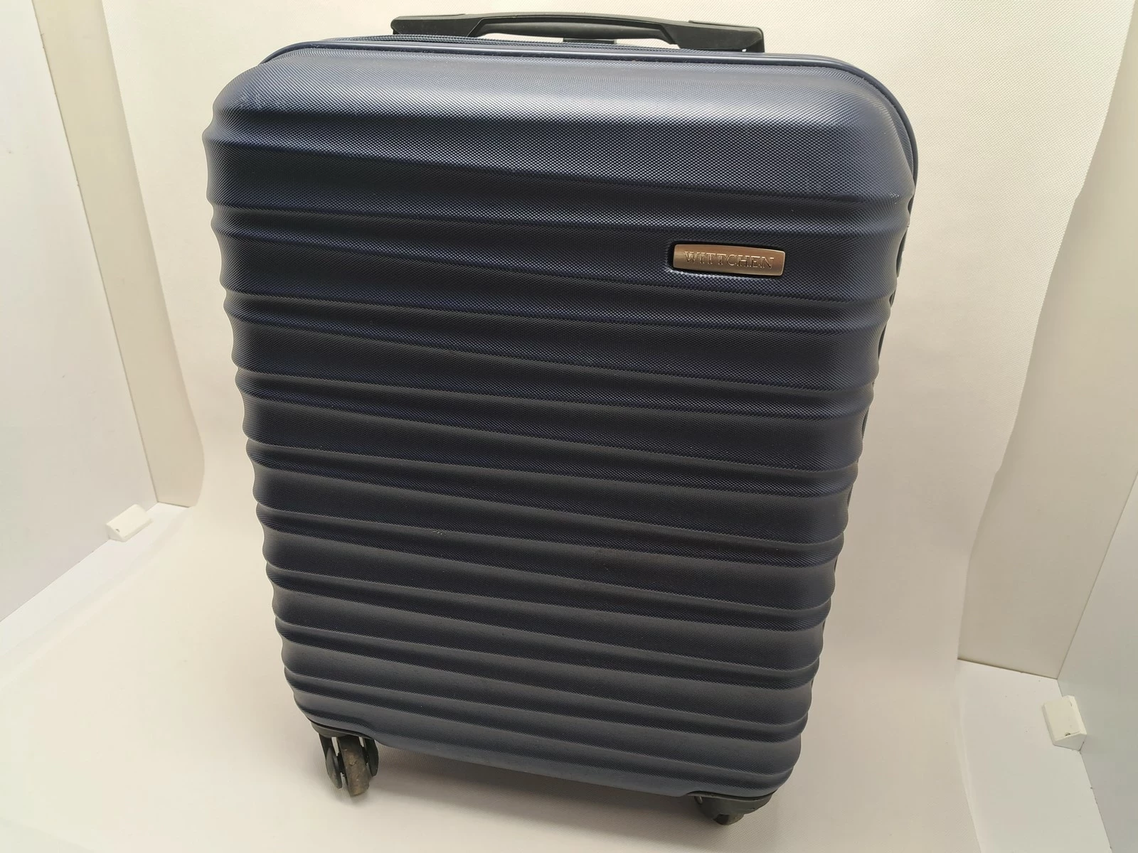 walizka-kabinowa-z-abs-u-z-zebrowaniem-granatowa-alwojska-polskiego-71-olsztyn