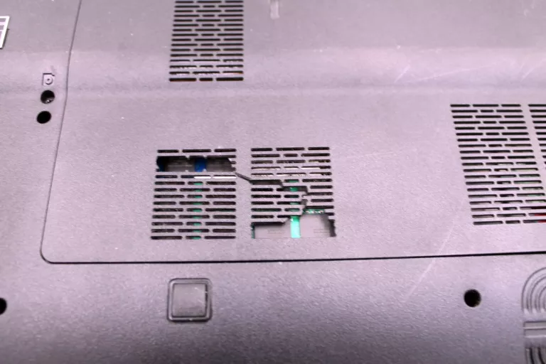LAPTOP MSI MS-1759 8GB 1TB GTX 950M I7-4720HQ 2,6G
