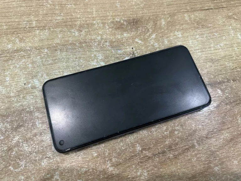 REALME 8I 4/128 SOLO