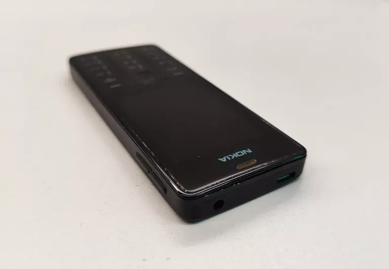 TELEFON NOKIA 515 RM-952