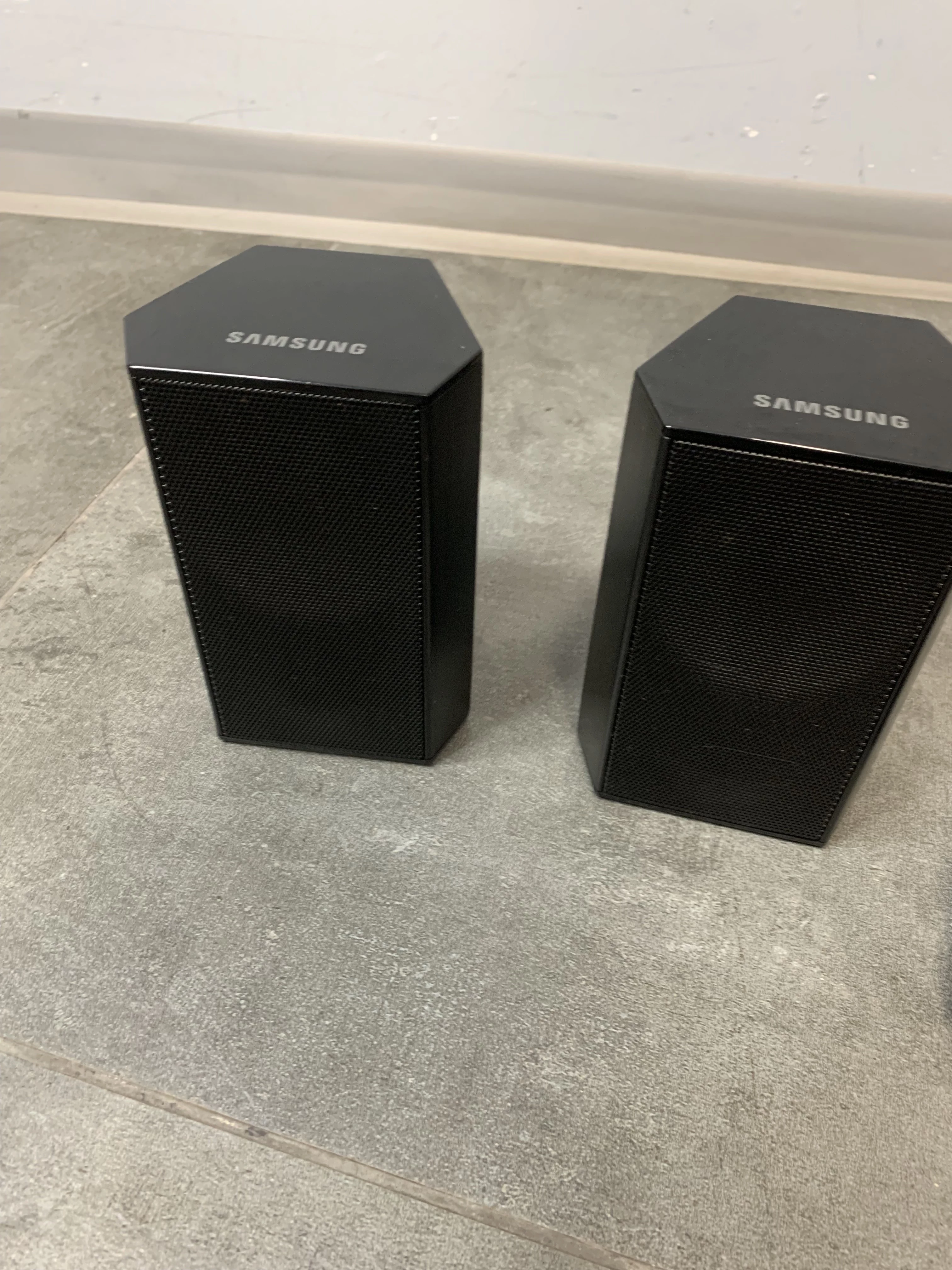 kino-domowe-samsung-blu-ray-ht-h5500-rodzaj-249199-1120595