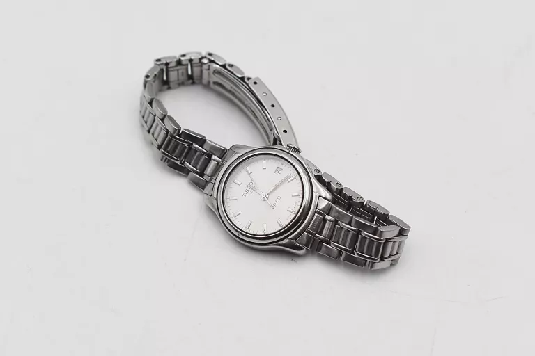 ZEGAREK TISSOT PR50 J126/226K