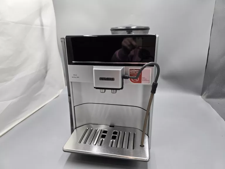 EKSPRES SIEMENS EQ.6 300 TE603501DE