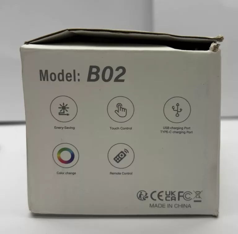 LAMPKA ŚCIENNA LED B02