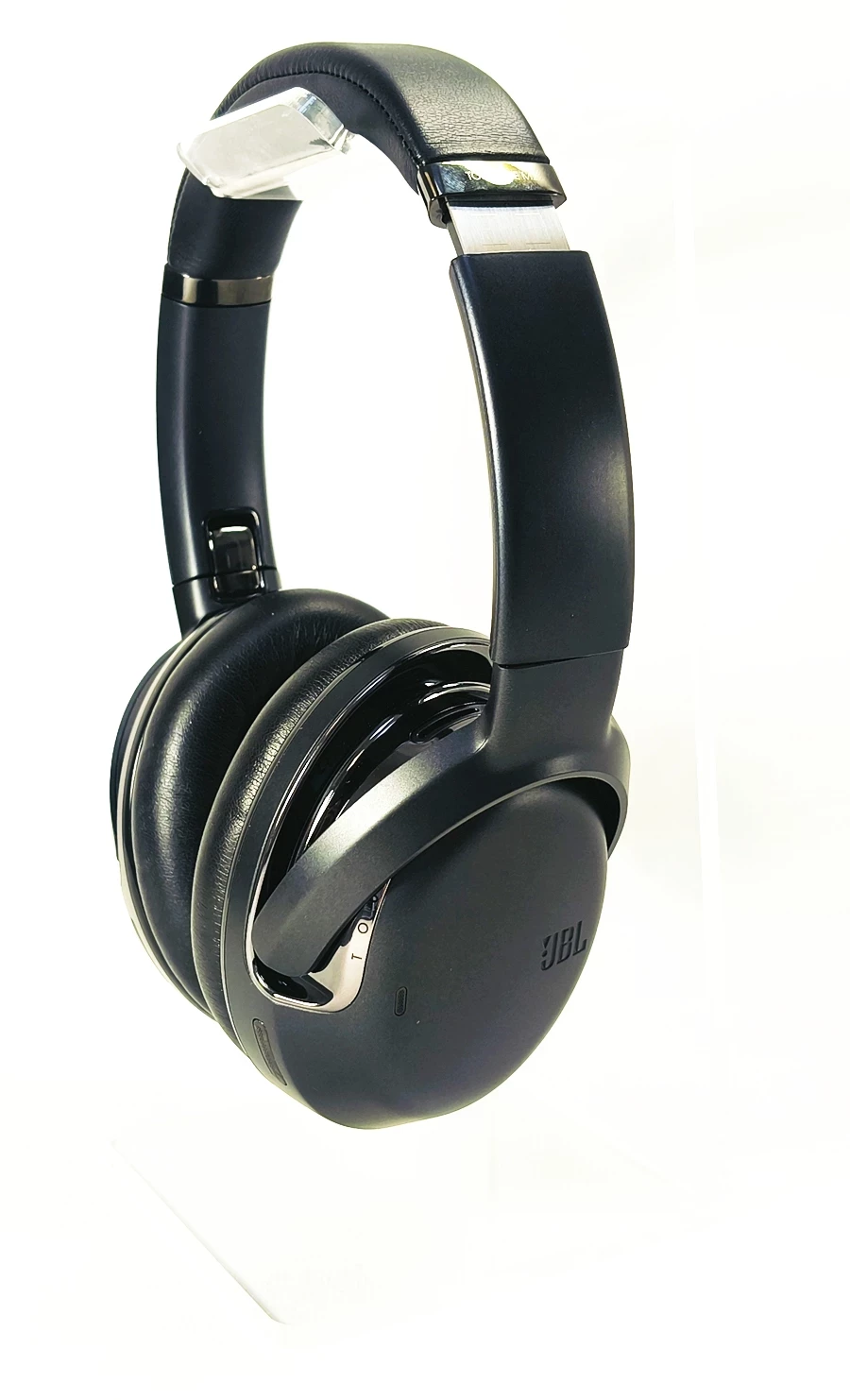 sluchawki-jbl-tour-one-m2-black-marka-203745-217933