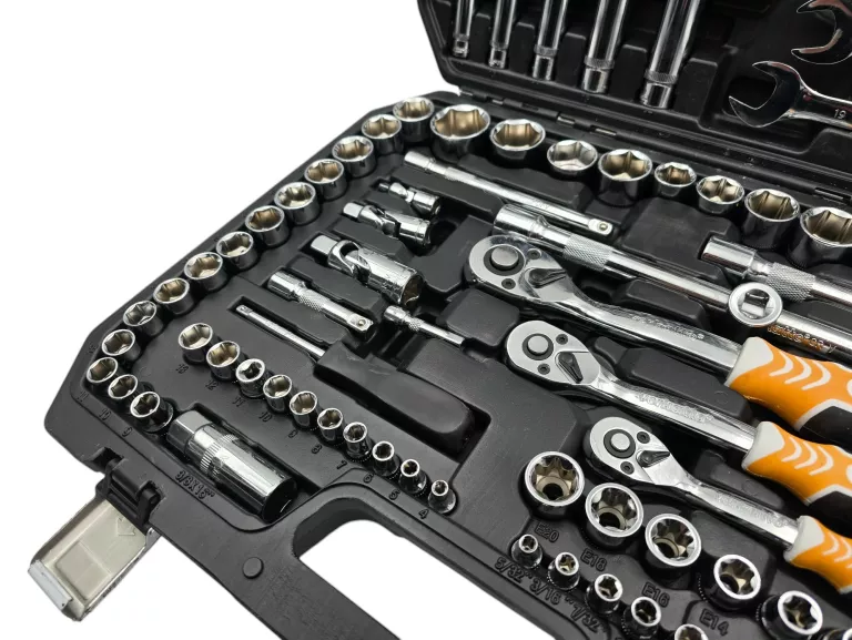 ZESTAW KLUCZY NASADOWYCH VERKATTO 137 SZT 1/4” + 3/8” + 1/2”