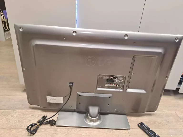 TELEWIZOR LG 42LB650V SMART TV LED+ PILOT