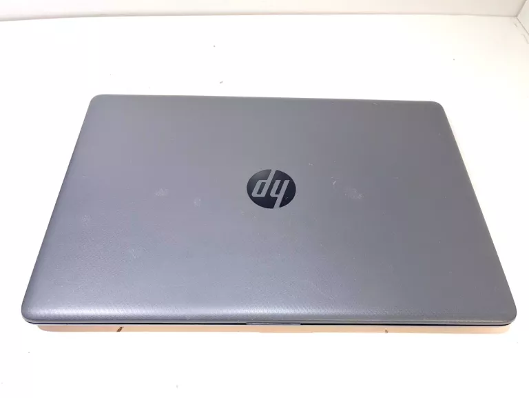 LAPTOP HP 255G