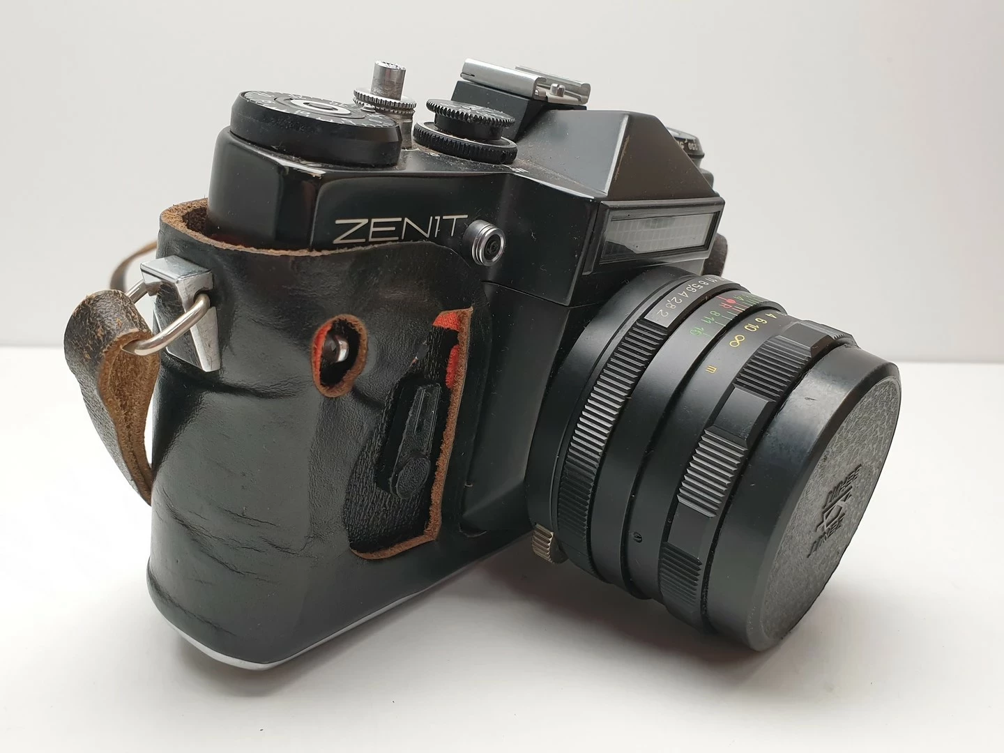 stary-aparat-zenit-em-z-lampa-blyskowa-wroclawska-6-opole-sj